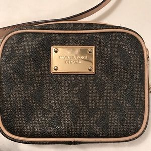 Michael Kors small crossbody! Great condition!